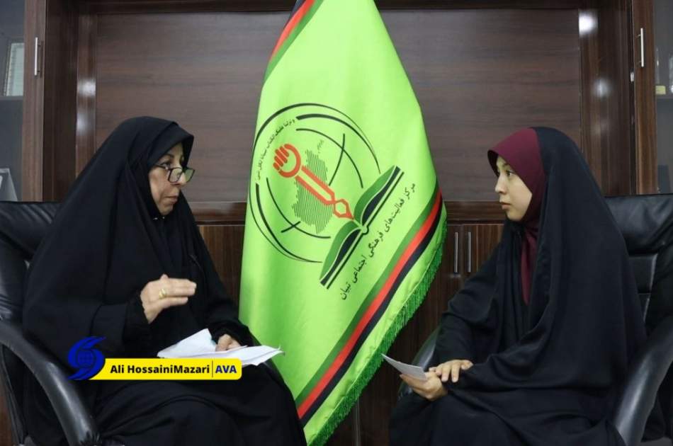 فعال فرهنگی در «گفتمان تبیین»: حضور حضرت زهرا(س) در مباهله، الگوی کرامتمحور و نقشآفرین برای زنان مسلمان است فعال فرهنگی در «گفتمان تبیین»: حضور حضرت زهرا(س) در مباهله، الگوی کرامتمحور و نقشآفرین برای زنان مسلمان است