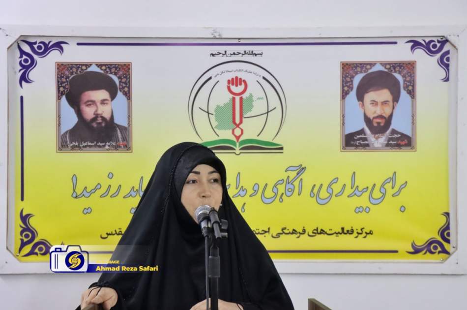 حضرت زینب(س) الگوی جاودانه ایمان و مسئولیت‌پذیری؛ زنان مسلمان معماران جامعه اسلامی هستند