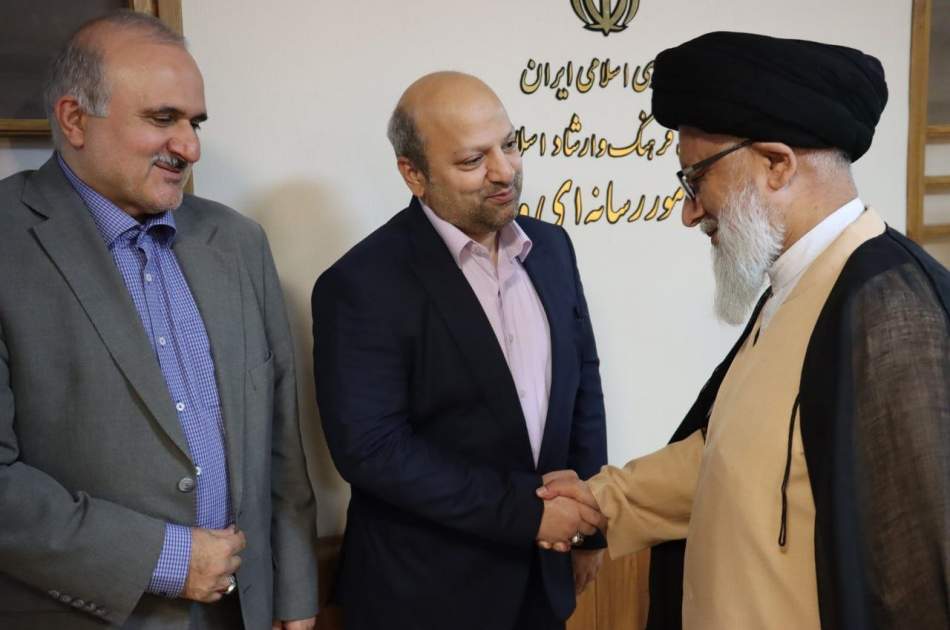 حسینی مزاری: ایران خاکریز کل جهان اسلام است/ نوروزپور: سیاست رسانهای ما حمایت از افغانستان و پرهیز از نگاه تبعیضآمیز به مهاجران است حسینی مزاری: ایران خاکریز کل جهان اسلام است/ نوروزپور: سیاست رسانهای ما حمایت از افغانستان و پرهیز از نگاه تبعیضآمیز به مهاجران است